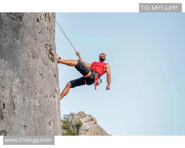 杭州攀岩队在极限运动联赛中的耐力表现分析与点评